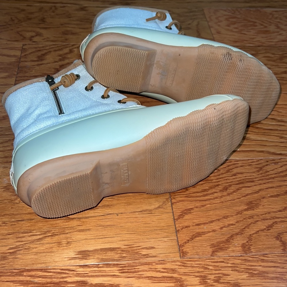 Like New Sperry Duck Boot - image 8